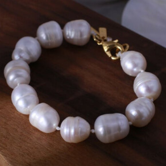 LeLe Sadoughi Baroque Freshwater Pearl Bracelet - Picture 3 of 10